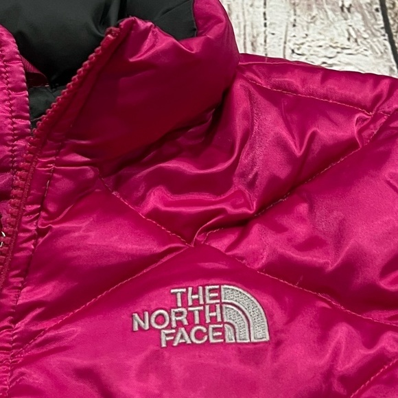 Girls The North Face Dark Pink 500 Goose Down Zip Up Jacket - Picture 5 of 10
